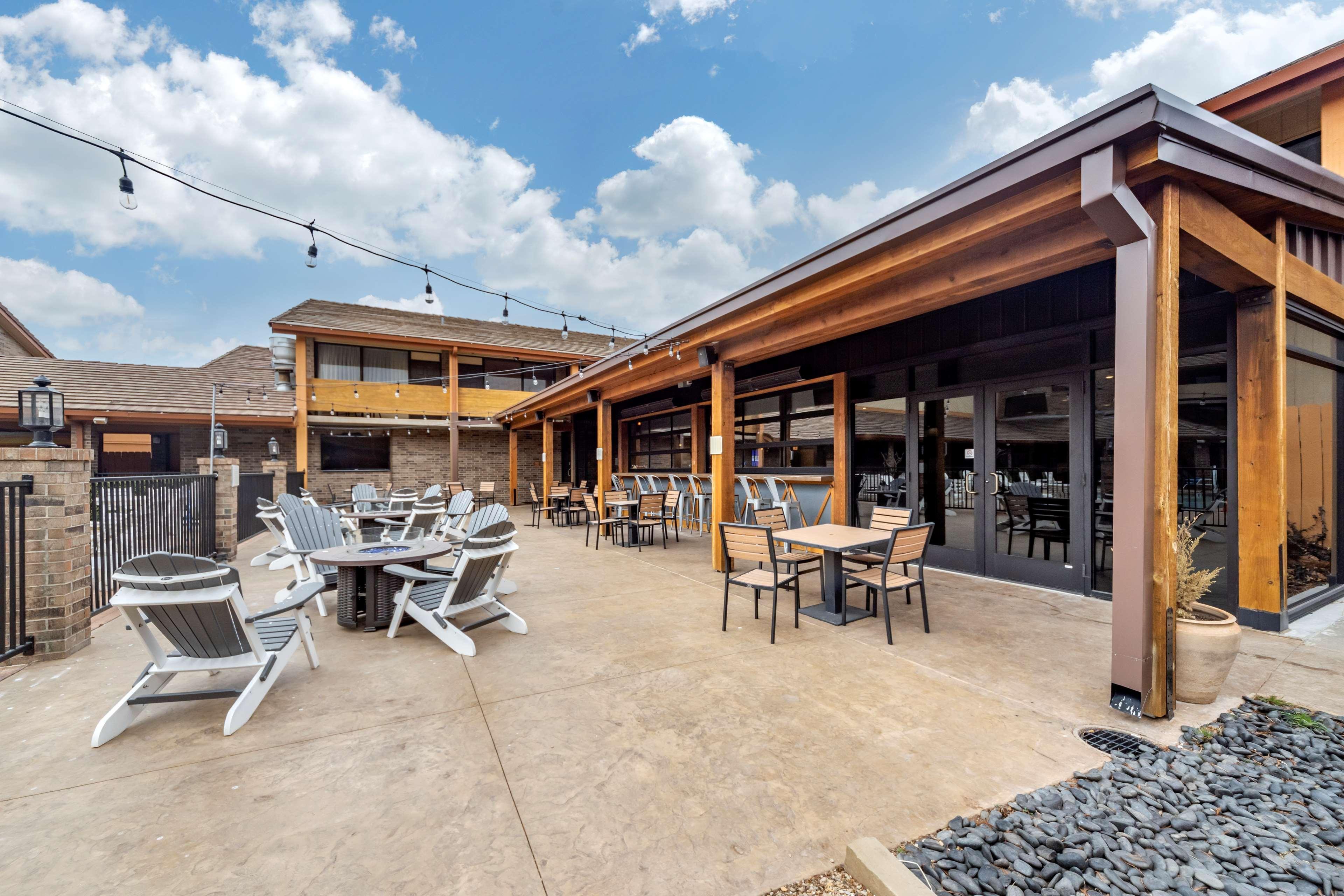 אוקלהומה סיטי Best Western Plus Saddleback Inn And Conference Center מראה חיצוני תמונה
