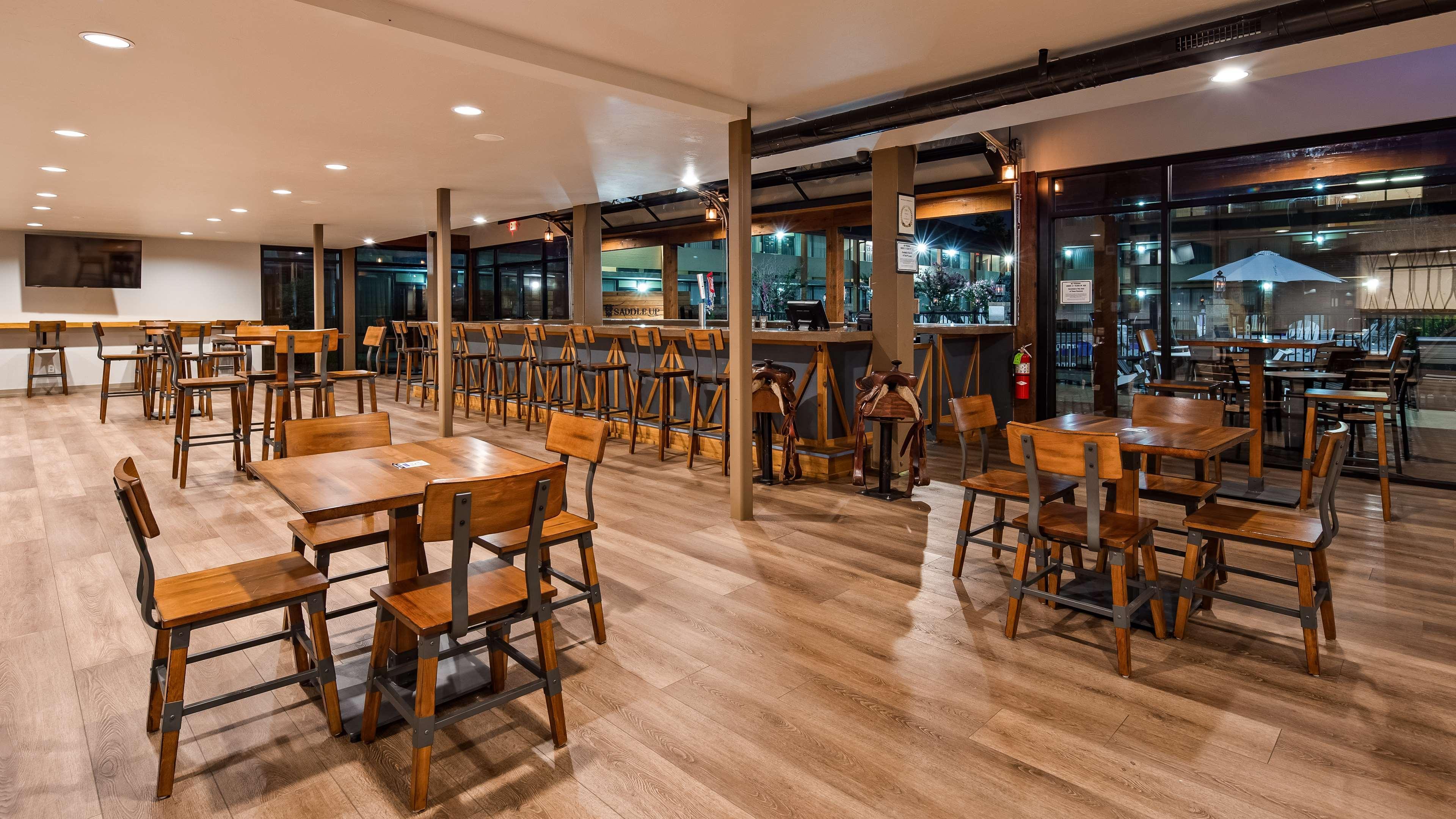 אוקלהומה סיטי Best Western Plus Saddleback Inn And Conference Center מראה חיצוני תמונה
